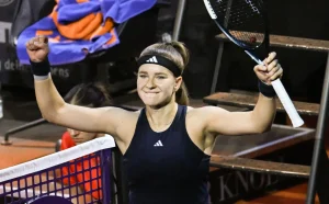 Vidéo – Muchova à quelques centimètres de remporter le plus beau point de l’année à Stuttgart