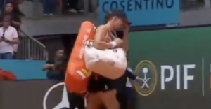 Vidéos, WTA – Madrid > En larmes, Iga Swiatek quitte déjà le tournoi