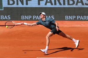 après son doublé Indian Wells-Miami sur dur, Jannik Sinner arrive à Monte-Carlo avec l&rsquo;ambition de briller aussi sur terre