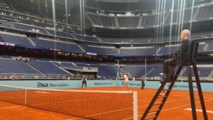 c’est quoi cet improbable match de tennis au Bernabeu?