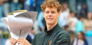 ATP > La mise en garde de Nicolas Escudé sur Jannik Sinner : « Je l&rsquo;ai trouvé un peu marqué au niveau du visage, un peu cerné. S&rsquo;il faut faire l’impasse sur Rome, il la fera »