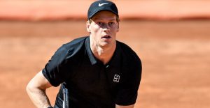 ATP – Rome > « Quand les gens disent que Jannik Sinner est un robot, c&rsquo;est en fait un formidable compliment. Un robot est une machine capable d&rsquo;exécuter automatiquement une série d&rsquo;actions complexes », explique Rick Macci