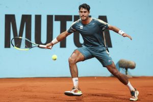 Adolfo Vallejo, un joueur à la progression éclair sur la route de Moïse Kouame à Roland-Garros