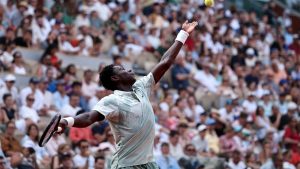 Après un beau parcours, le Français de 17 ans Moïse Kouamé éliminé au troisième tour de Roland-Garros