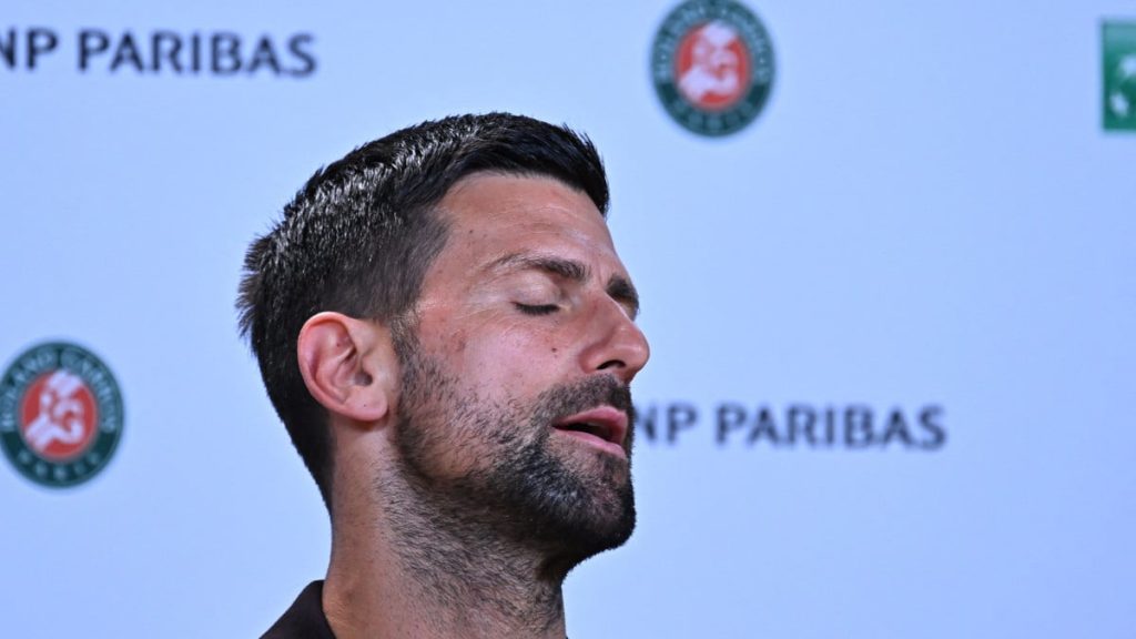 «Ça me fait vraiment mal» : Polémique à Roland-Garros, Novak Djokovic est affecté !