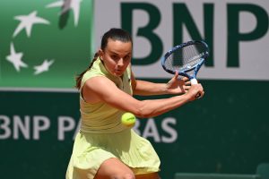 Clara Burel sèchement éliminée au premier tour de Roland-Garros