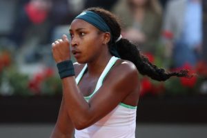 Coco Gauff s&rsquo;en sort contre Mirra Andreeva et rallie les demi-finales du WTA 1000 de Rome