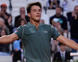 Darderi réalise un miracle à Rome et renverse Zverev dans un match totalement fou