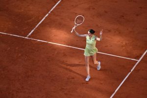 Elsa Jacquemot après sa défaite face à Aryna Sabalenka au deuxième tour de Roland-Garros : « C&rsquo;est un apprentissage »