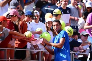 Félix Auger-Aliassime évoque son éclosion au plus haut niveau dès 14 ans et celle de Moïse Kouame : « La précocité n&rsquo;est jamais une mauvaise chose tant qu&rsquo;elle est bien gérée »