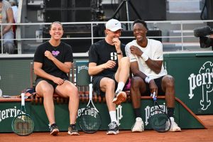 Gaël Monfils et ses amis enflamment le court Philippe-Chatrier avant le dernier Roland-Garros du Français