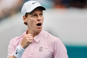« Il devrait tout gagner » : la pression énorme sur Jannik Sinner