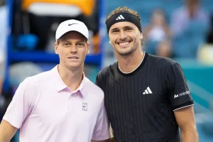 « Il y a un énorme écart » : Zverev frappé par le niveau de Sinner après sa déroute à Madrid