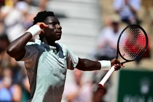 Immense Kouamé : mené dans le 5e set, le Français rejoint le troisième tour de Roland-Garros !