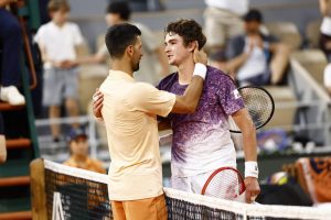 Joao Fonseca, après sa victoire renversante contre Novak Djokovic à Roland-Garros : « Je profite juste du moment »