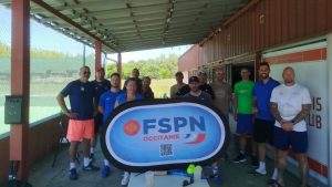 La police nationale relance sa pratique du tennis au Tennis-Club de L’Isle-Jourdain