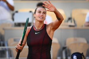 Le choc entre Aryna Sabalenka et Naomi Osaka programmé en session de nuit, une première pour une affiche féminine depuis trois ans à Roland-Garros