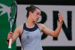 L’entraîneur de Boisson analyse sa défaite à Roland-Garros : « Elle n’a pas trouvé les hauteurs qu’elle voulait trouver »