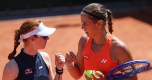 Les Belges à Roland-Garros: Hanne Vandewinkel gagne son premier match en Grand Chelem, et passe le 1er tour en double