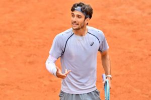 Lorenzo Musetti, demi-finaliste en 2025, déclare forfait pour Roland-Garros