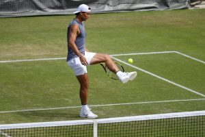 Maradona et Nadal, tout l&rsquo;art de savoir jongler avec une balle de tennis