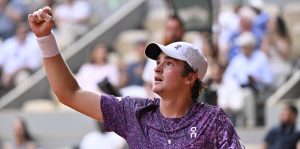 Roland Garros > Après Sinner, Djokovic prend la porte, sorti par Fonseca, il y aura un nouveau vainqueur en Grand Chelem !