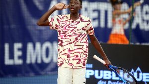 Roland-Garros :  » C’est un peu le Grand Chelem des enfants  » quand Moïse Kouamé, la nouvelle sensation du tennis français brillait aux Petits As de Tarbes