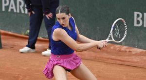 Roland Garros > Elsa Jacquemot « Quand on perd un match, en règle générale, on se fait « fracasser ». J&rsquo;aimerais, et encore je ne peux pas changer cela, que les gens soient plus cool »