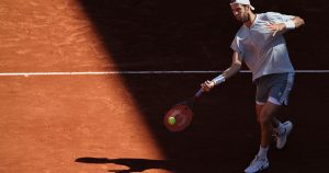 Roland-Garros: Khachanov remporte le premier set contre Trungelliti, Swiatek déroule face à Bejlek (DIRECT)