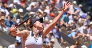 Roland Garros > Le message puissant d&rsquo;Elina Svitolina-Monfils : « Un matin, on se réveille et on s&rsquo;aperçoit que sa famille a frôlé la mort pendant la nuit. Cela fait déjà quatre ans que ça fait partie de notre quotidien, et on se sent désespérée face à ça »