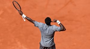 Roland Garros > Liam Smith, coach de Moïse Kouame : « On va trouver des similitudes avec Gaël Monfils, mais pour ma part, je n&rsquo;aime pas comparer. Ils ont des personnalités légèrement différentes »