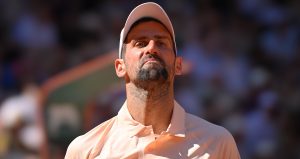 Roland Garros > Le Français Royer, battu par Djokovic : « Il s&rsquo;est plaint du bruit mais j&rsquo;ai l&rsquo;impression que chaque fois que le public manifestait pour moi, il puisait de la force là-dedans »