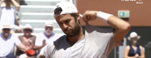 Roland Garros, Vidéos > Le raté de l&rsquo;année pour Karen Khachanov sur balle de match !