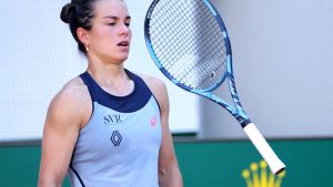 Roland-Garros : la Française Loïs Boisson éliminée sèchement dès le premier tour par la Russe Anna Kalinskaya