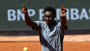 Roland-Garros : récompensé pour sa victoire par un joli chèque, pourquoi Moïse Kouamé ne peut-il pas dépenser cet argent comme il veut ?