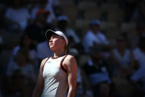Rybakina réagit à son élimination à Roland-Garros : « Une mauvaise performance de ma part »