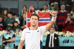 Une fin de Roland-Garros ouverte : « Ce qui se passe est assez rafraîchissant », assure Casper Ruud