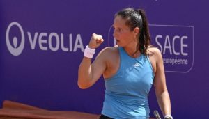 WTA – Strasbourg > Daria Kasatkina sur la suppression des juges de ligne : « Avant, quand l&rsquo;arbitre de chaise déjugeait son juge de ligne, on se ne savait pas qui avait raison et cela créait un vrai malaise »
