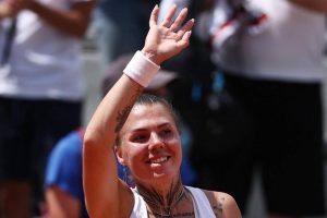 battue par la Russe Diana Shnaider à Roland-Garros, Oleksandra Oliynykova poursuit le combat pour son pays