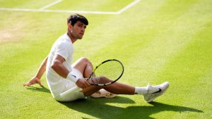 le sort s&rsquo;acharne sur Alcaraz, officiellement forfait pour Wimbledon