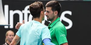 ATP > Lorenzo Musetti : « La plus belle victoire de ma carrière ? Contre Djokovic. La défaite la plus douloureuse ? Toujours contre Novak »