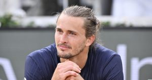 ATP, Roland Garros > Ljubicic catégorique sur Zverev : « Il a remporté un match qu&rsquo;il devait gagner, mais Sinner et Alcaraz restent plus forts. Il restera le premier des seconds, celui qui, sur le court, préfère attendre, mais qui, quand il attaque, ne vous laisse pas de répit »