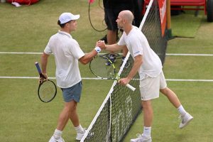 Adrian Mannarino sorti par Arthur Fery au deuxième tour du Queen&rsquo;s