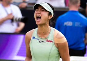 Alexandra Eala soutient la surprise d&rsquo;Elena Rybakina en battant Elina Svitolina