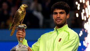 Carlos Moya donne son avis sur la vie de Carlos Alcaraz en dehors du tennis.
