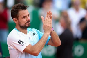 « C’est le moment pour moi d’arrêter » : Wawrinka éliminé par Berrettini au terme d’un marathon à Wimbledon