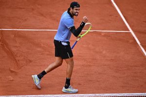 Cinq ans après, Matteo Berrettini est de retour en quarts de finale à Roland-Garros