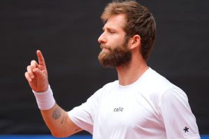 Corentin Moutet bute sur Alejandro Davidovich Fokina au deuxième tour du Queen&rsquo;s