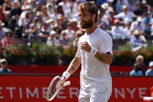 Corentin Moutet s&rsquo;en sort en deux jours face à Giovanni Mpetshi Perricard au Queen&rsquo;s