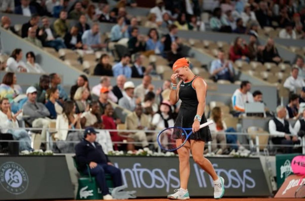 Diana Shnaider déclare qu’elle était « fatiguée » lors de sa défaite en demi-finale de Roland-Garros et qu’elle